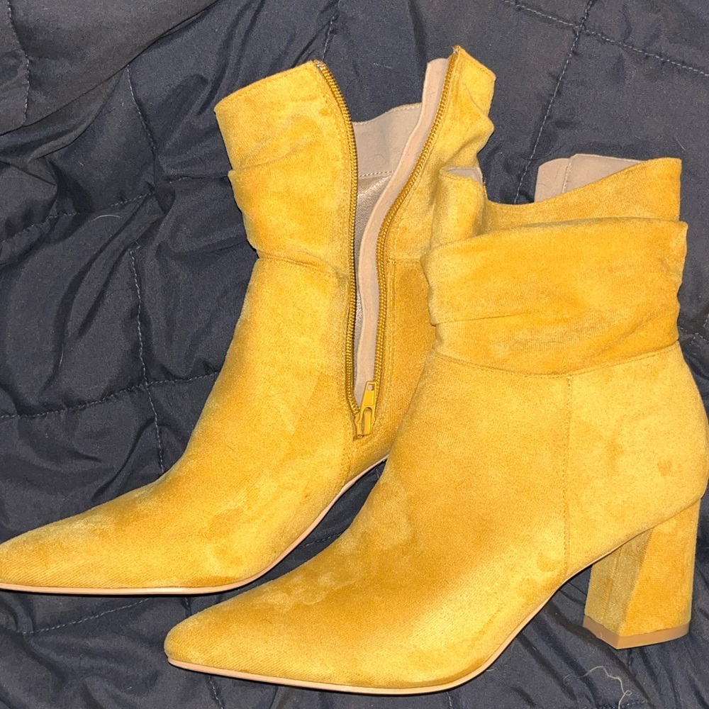 Allegra K Yellow Suede Platform Heel Boots
